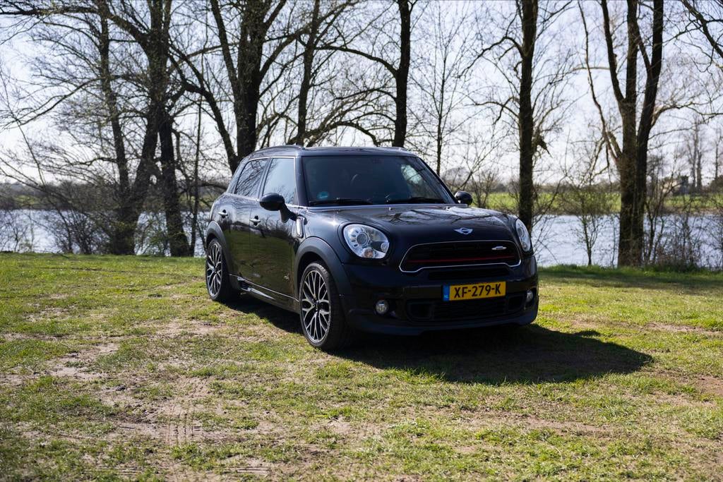 Mini Countryman 1.6 John Cooper Works AUT 2014 Zwart, Zwart, Zwart, Leder, 75 €/maand