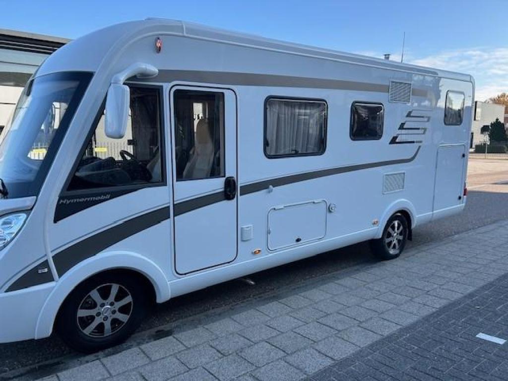 Hymer B 588 Premium Line 150 PK, Chemisch toilet, Standaard zit, Ringverwarming, Fiat