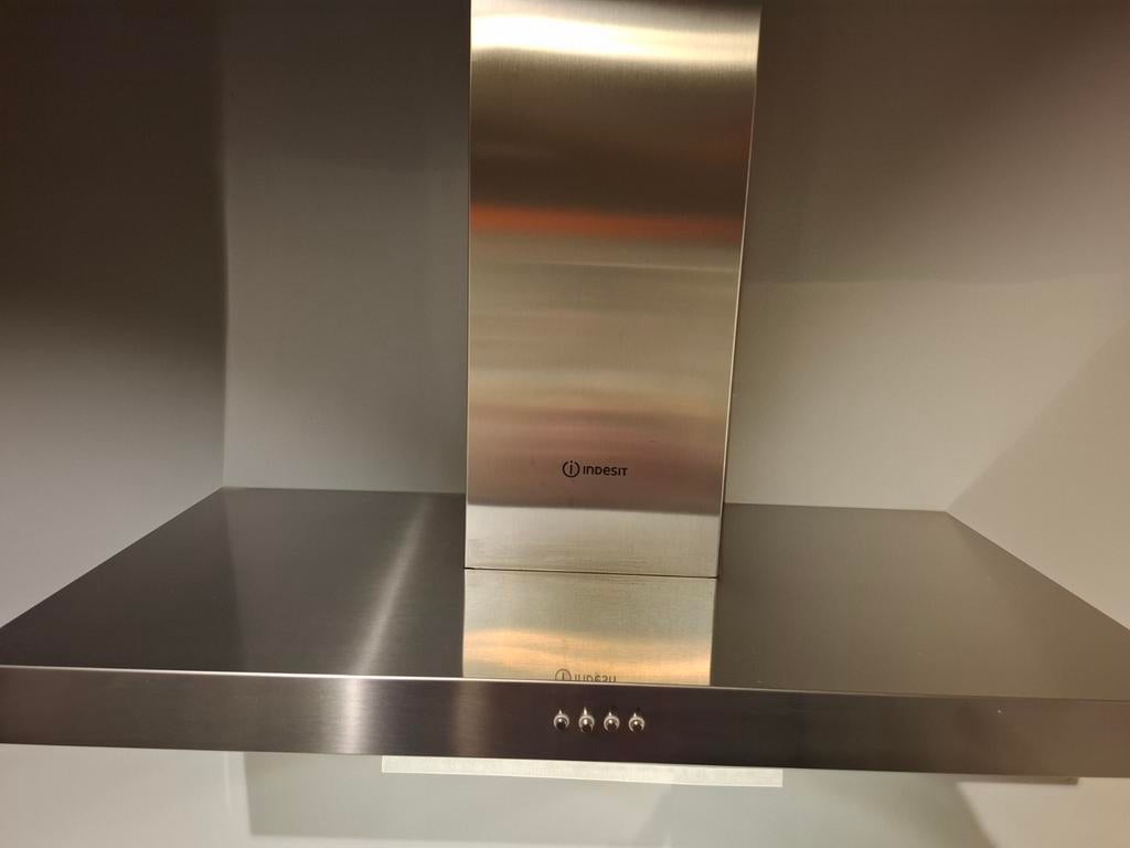 Indesit afzuigkap nieuw!, Ophalen, Nieuw, Wandschouwkap