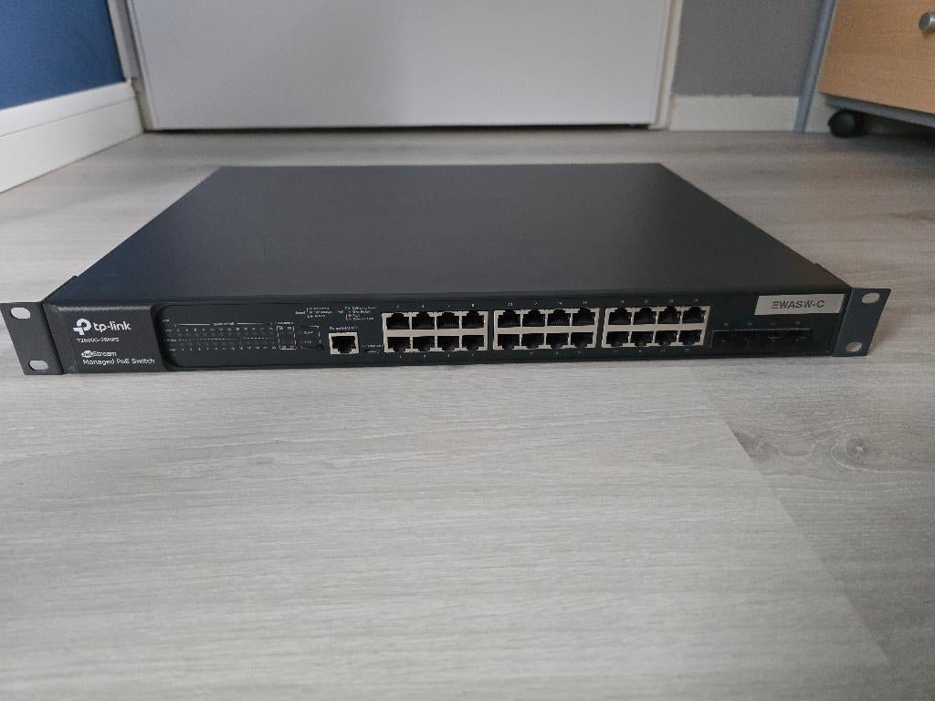 TP-Link T2600G-28MPS (TL-SG3424P) 24-Port PoE+ Switch, Ophalen of Verzenden, Gebruikt