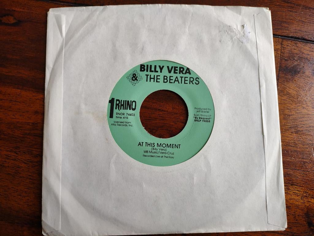 Single - Billy Vera & The Beaters - At this moment, Ophalen of Verzenden, Zo goed als nieuw, Pop, Single