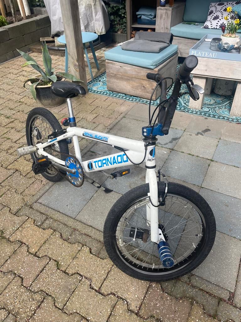 Crossfiets Royal Bugatti TORNADO met LED velgverlichting, Fietsen en Brommers, Gebruikt, Staal, 20 tot 24 inch, Ophalen of Verzenden