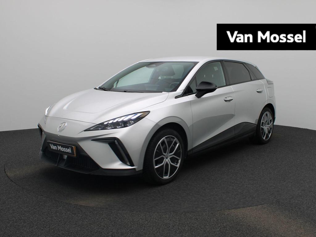 MG MG4 Electric Luxury 64 kWh, Auto's, MG, Automaat, 12 maanden, Gebruikt, 1675 kg