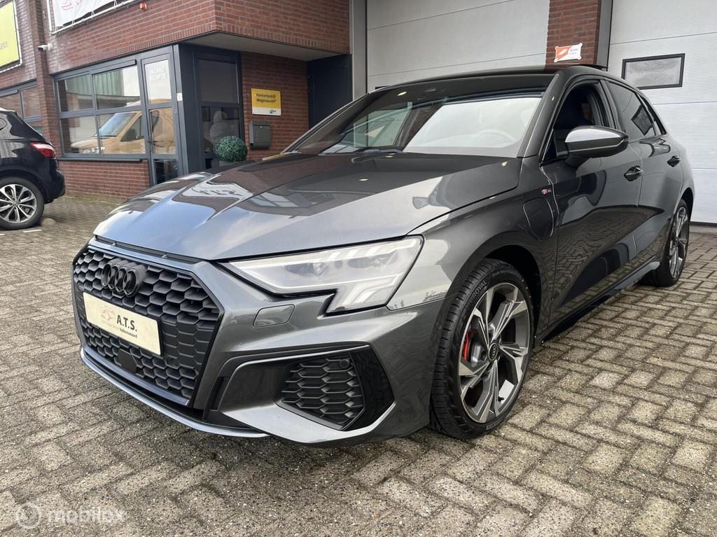 Audi A3 Sportback 45 TFSI e S-LINE PANO-DAK*ACC*CAMERA*PDC*, 1525 kg, Gebruikt, Euro 6, 4 cilinders