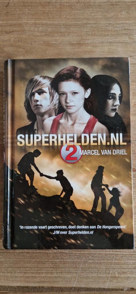 Marcel van Driel - Superhelden nl, Ophalen of Verzenden, Zo goed als nieuw, Marcel van Driel
