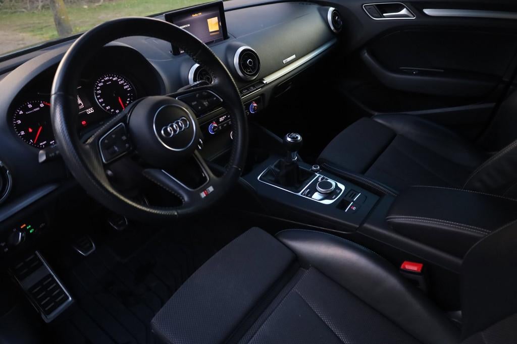 Audi A3 Sportback 1.4 TFSI CoD Sport S Line Edition | 2x S-l, Gebruikt, 4 cilinders, 150 pk, Leder en Stof