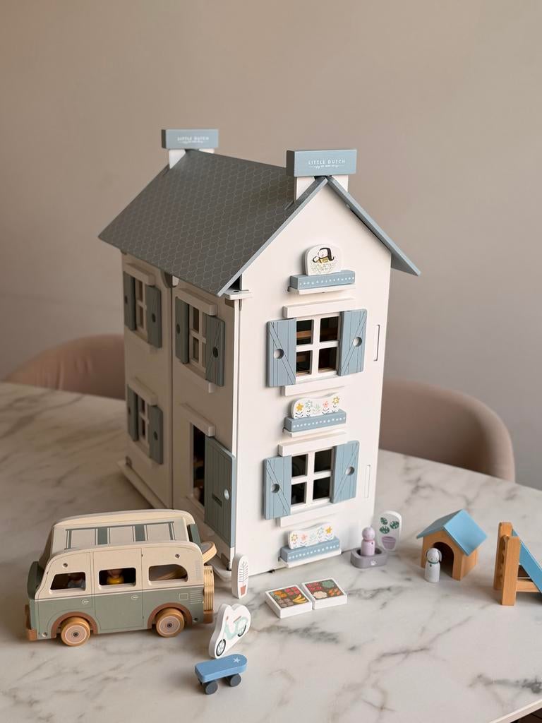 Little Dutch Houten Poppenhuis met Camper en Meubels, Ophalen of Verzenden, Gebruikt, Poppenhuis