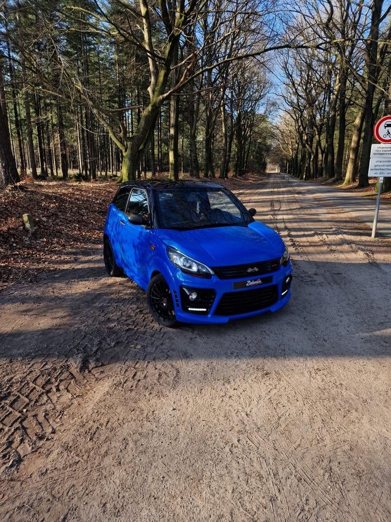 Ligier js50l sport ultimate 2019 (brommobiel, 45KM), 8 pk, Blauw, Leder, Diesel