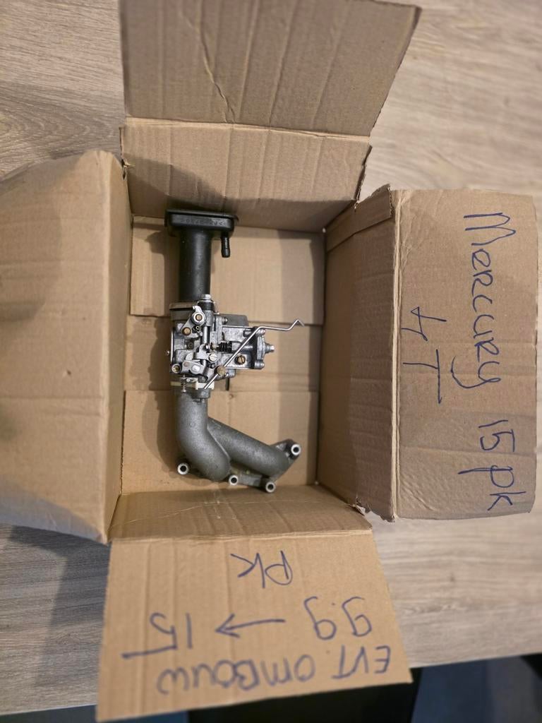 Mercury carburateur met spruitstuk, Ophalen of Verzenden, Mercury