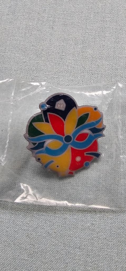 carnavals pin AH nieuw, Ophalen of Verzenden, Nieuw