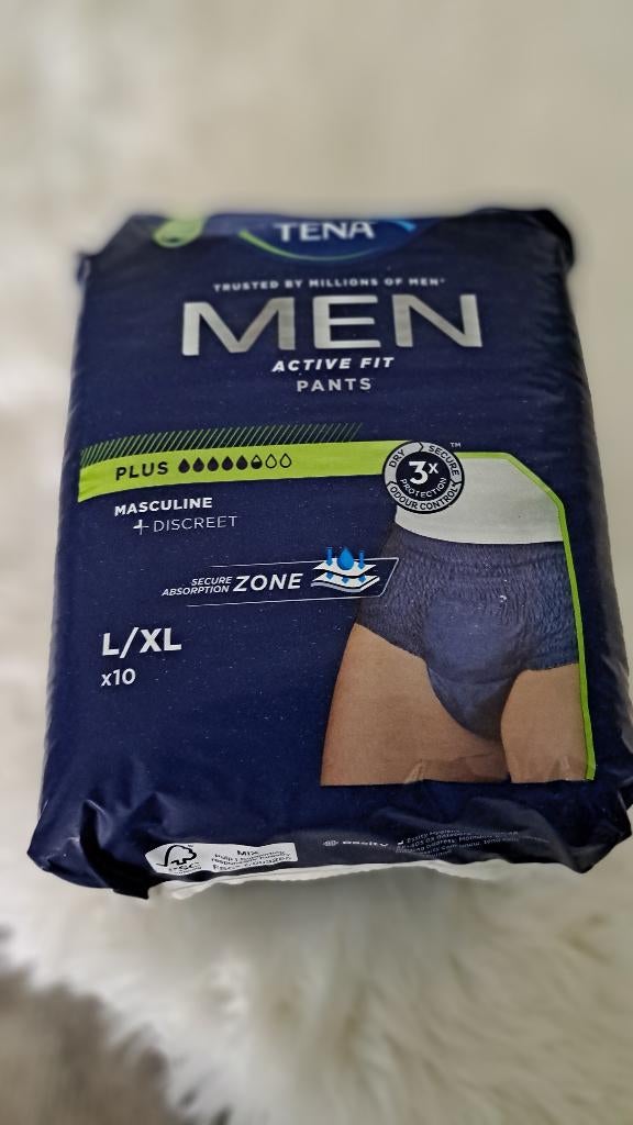 10 pakken Tena men broekjes d.blauw L/XL, Diversen, Ophalen of Verzenden, Nieuw