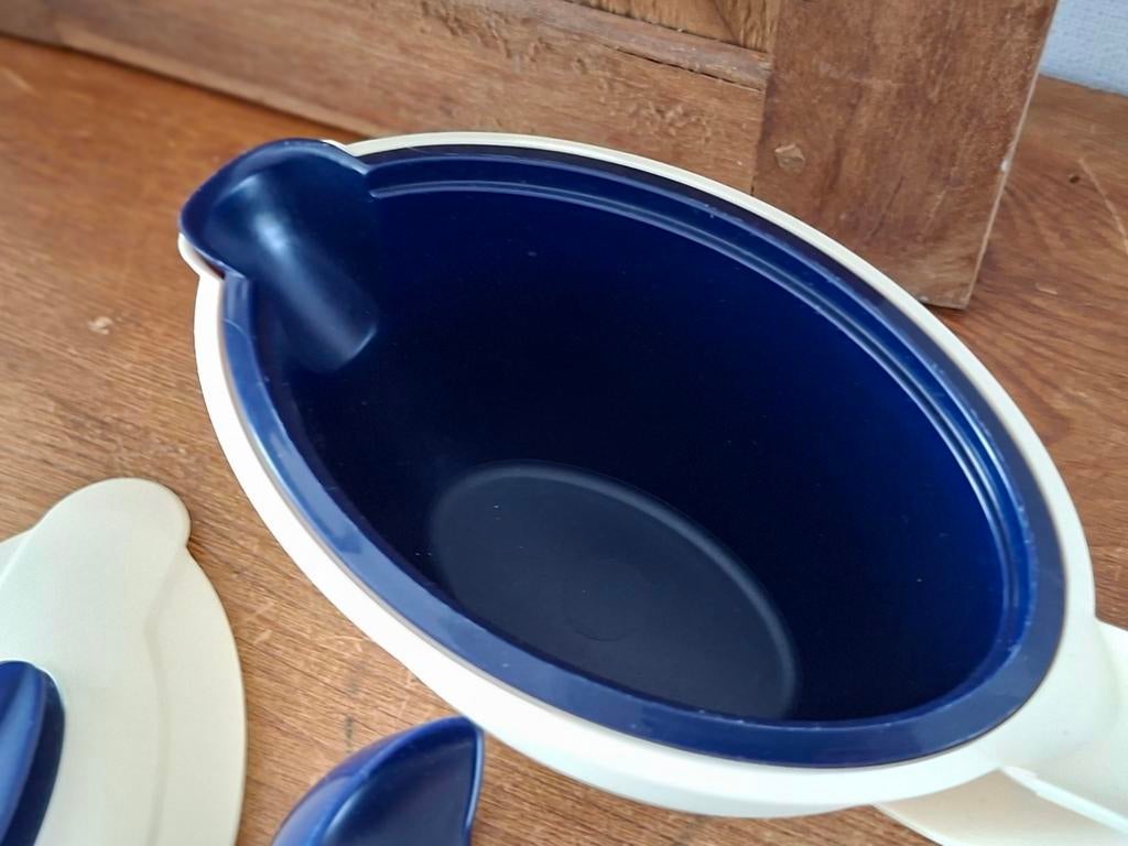 Tupperware dubbelwandige sauskom met lepel, Ophalen of Verzenden, Gebruikt, Blauw, Bak of Kom