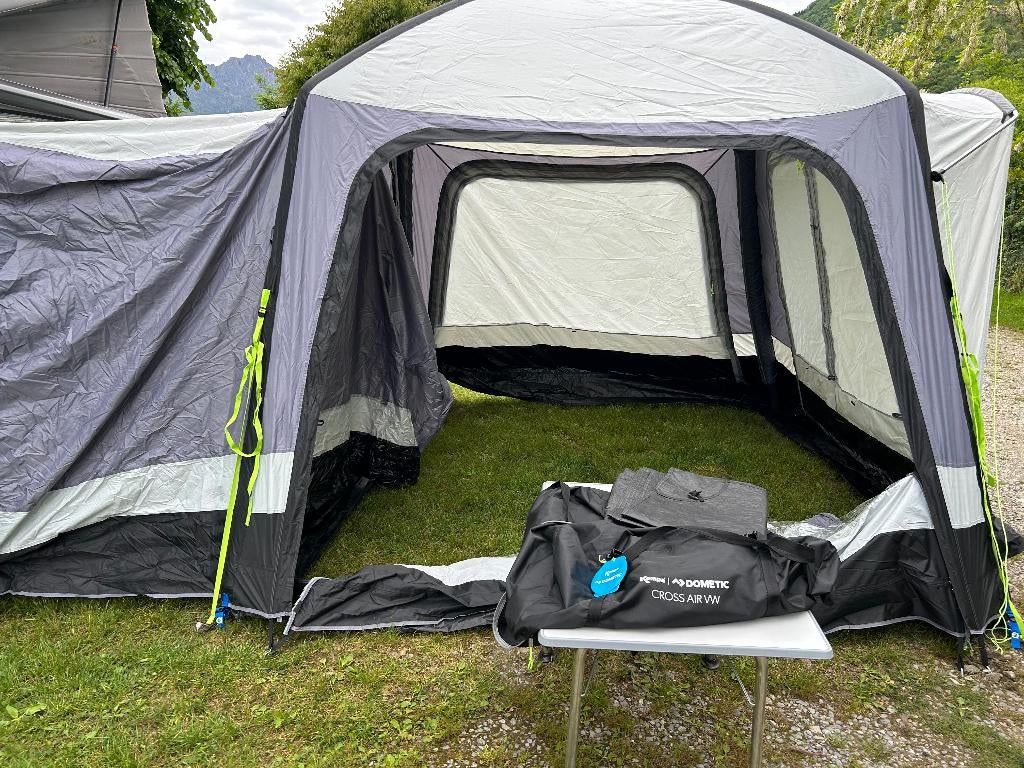 Opblaasbare bustent Kampo Air voor bushoogte 180-210cm, Ophalen, Gebruikt