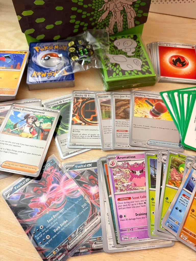 Pokémon mega evolution PERFECT ORDER en accessoires, Ophalen of Verzenden, Zo goed als nieuw, Meerdere kaarten, Foil