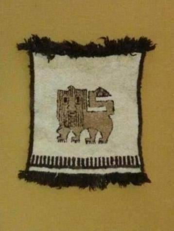 retro wollen wandkleed afb. mythologische leeuw 65 x 50 cm, Ophalen, Huis en Inrichting