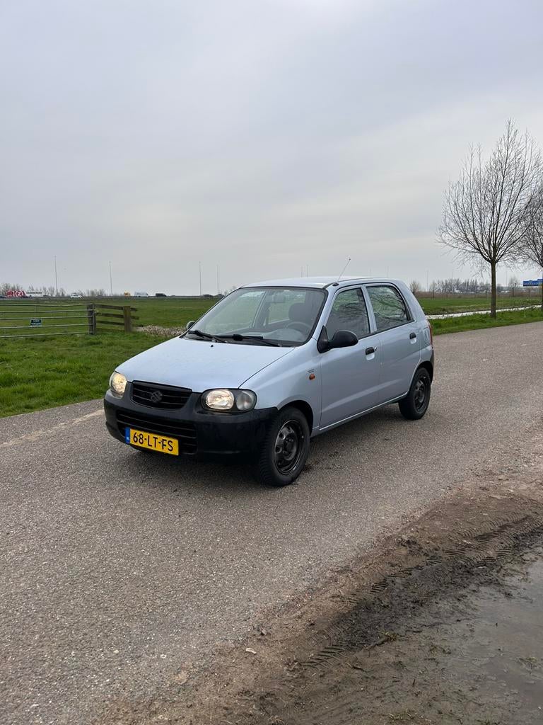 Suzuki Alto 1.1 16V 5d AGS 2003 Grijs, Auto's, Voorwielaandrijving, 750 kg, 4 cilinders, 4 stoelen