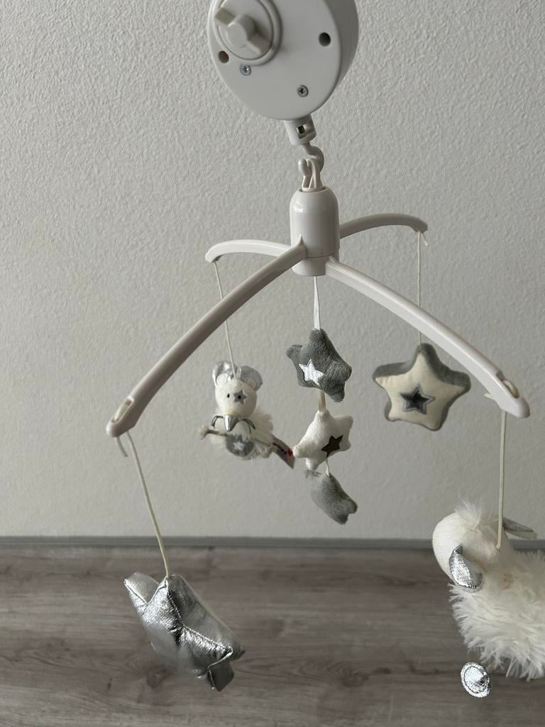 Muziek mobiel voor babybedje - Sterren en schaapjes, Ophalen of Verzenden, Zo goed als nieuw, Mobiel, Met geluid