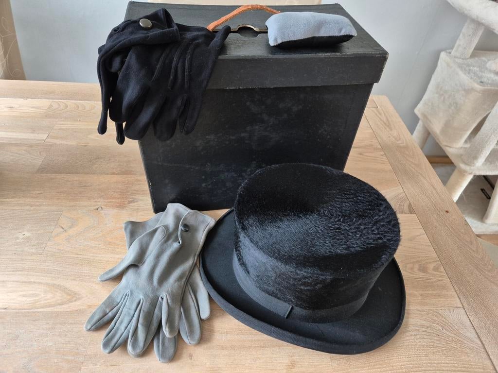 Antieke Hoge Hoed met Handschoenen en Doos - Burton, Ophalen of Verzenden, Heren, Burton