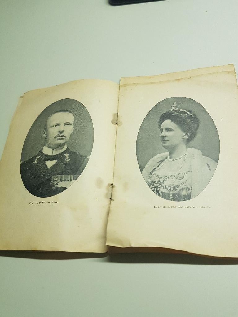 Verzamelaar GEZOCHT kONINGSHUIS, Verzamelen, Koninklijk Huis en Royalty, Ophalen, Gebruikt, Overige typen