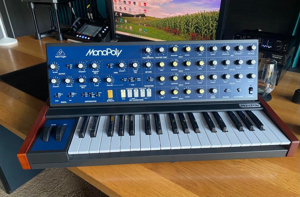 Behringer MonoPoly met decksaver, Ophalen, Zo goed als nieuw, Overige aantallen, Overige merken