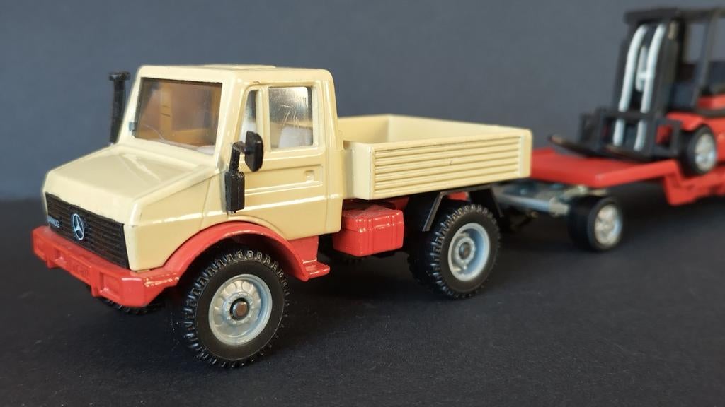 Mercedes Benz Unimog met Linde heftruck 1:55 Siku Pol, Hobby en Vrije tijd, Schlittenbacherstrasse 60 Lüdenscheid Germany, SIKU
