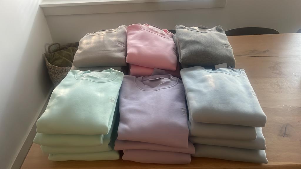 Partij sweaters -  StudioMYS – nieuw – 100+ stuks, Ophalen of Verzenden, Nieuw, Maat 38/40 (M)