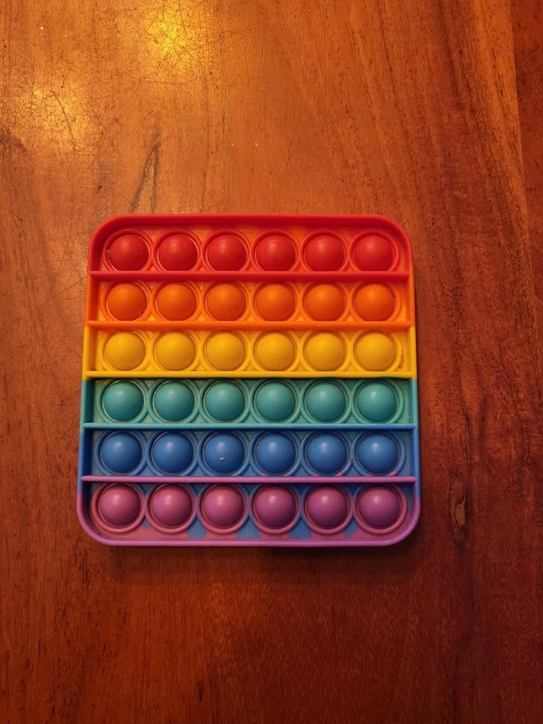Pop-it regenboog fidget toy, Kinderen en Baby's, Speelgoed | Overig, Ophalen of Verzenden, Zo goed als nieuw, Jongen of Meisje