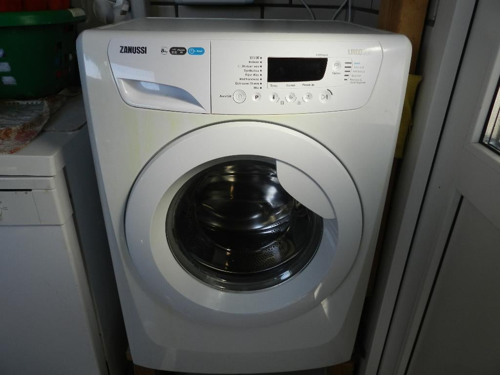 Zanussi Lindo 500 Wasautomaat, Energieklasse : A+++, Ophalen, 1200 tot 1600 toeren, Gebruikt, 8 tot 10 kg