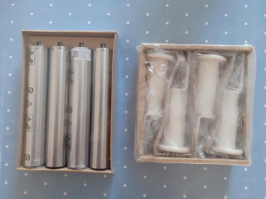 Nieuwe roestvrij stalen bed poten, type BJORLI 4 stuks ikea, 90 cm, Ophalen of Verzenden, Metaal, Grijs