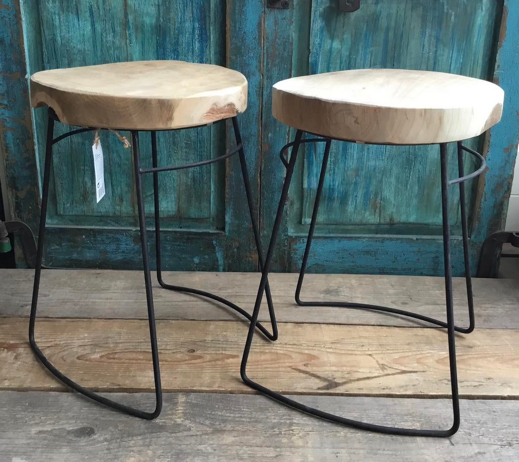 Teak houten kruk metalen poten - set van 2 stuks, Huis en Inrichting, Krukjes, Ophalen of Verzenden, Nieuw, Hout