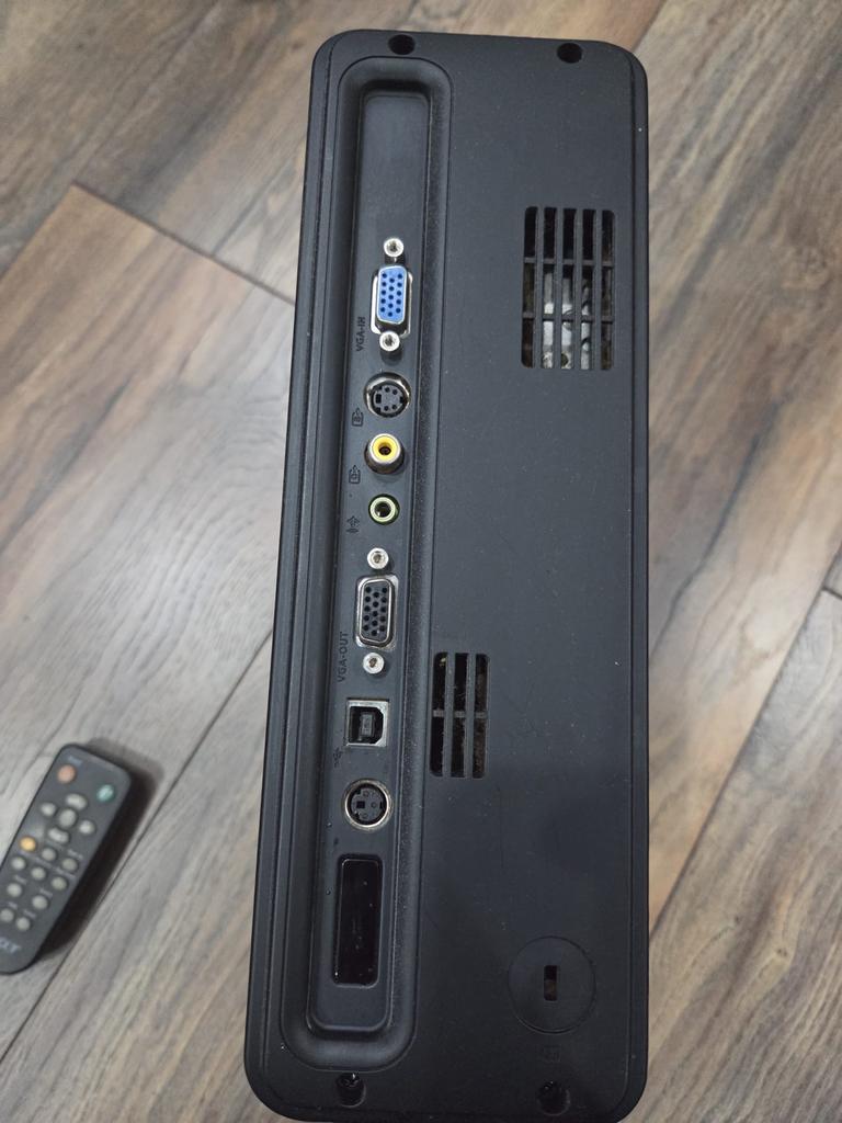 Beamer projectiescherm 2.5 meter en Acer beamer, Ophalen, Gebruikt