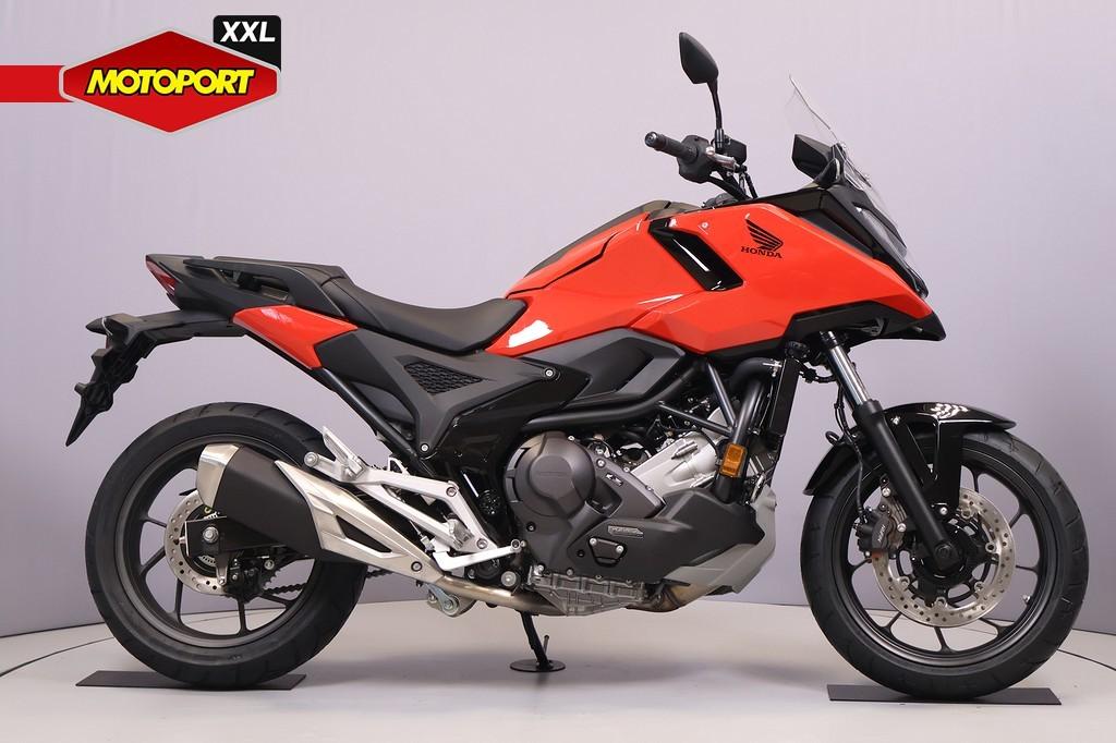 Honda NC 750 X DCT (bj 2026), Honda Motor Europe Ltd, Bedrijf, Toermotor, Customer.service@honda-eu.com