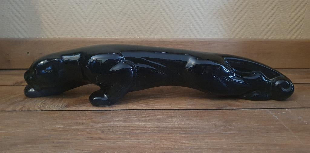 Zwart faience art deco beeld van een panter, Antiek en Kunst, Ophalen of Verzenden