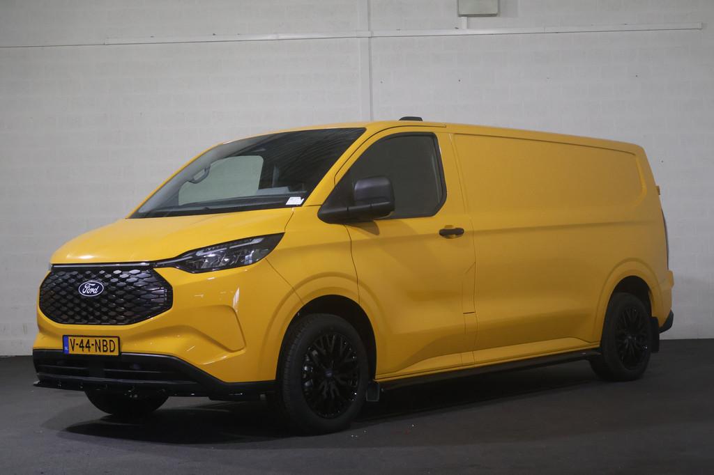Ford E-Transit Custom 340 L2 H1 Trend 65 kWh Black Line, Automaat, Gebruikt, Overige kleuren, 2124 kg