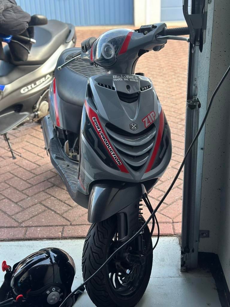 GEZOCHT: ZIP/RUNNER DD/DG/172/125/70, Fietsen en Brommers, Scooters | Piaggio, Ophalen of Verzenden, Zo goed als nieuw, Benzine