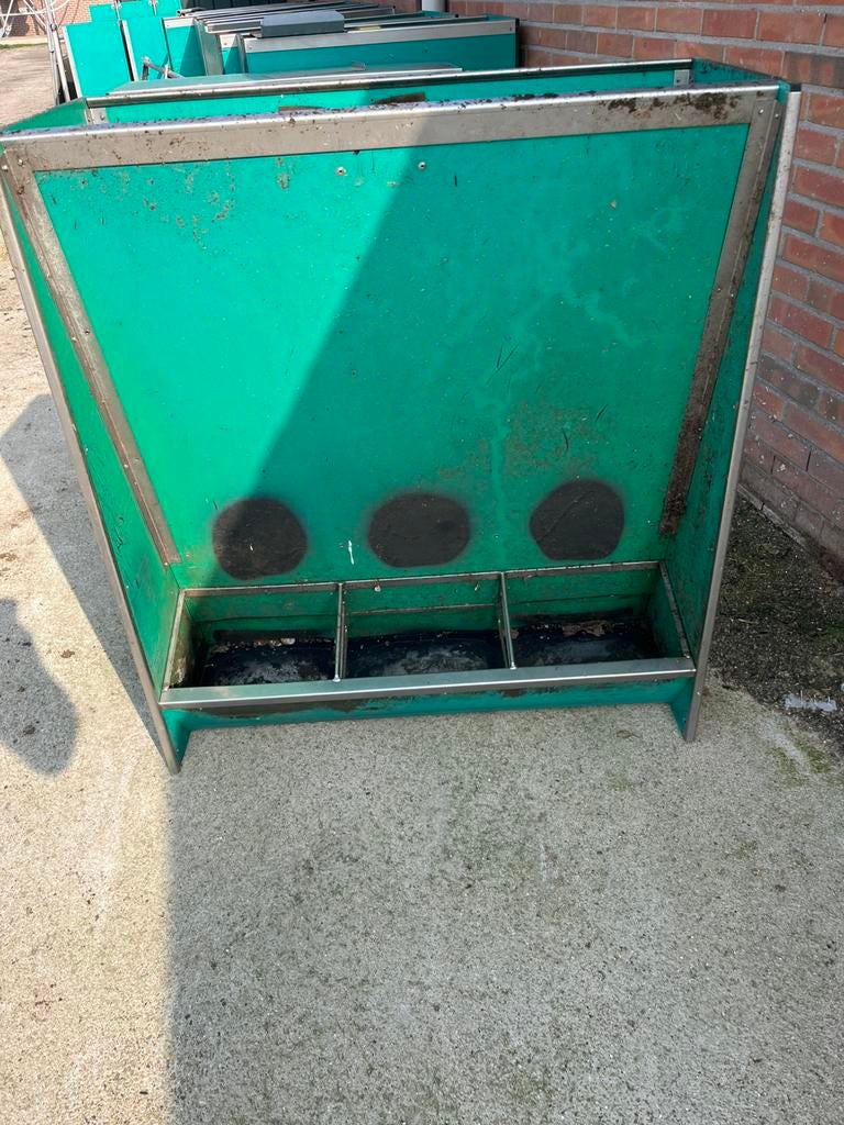 (Droog) voerbakken ideaal voor schapen of varkens, Dieren en Toebehoren, Meerdere dieren, Schaap