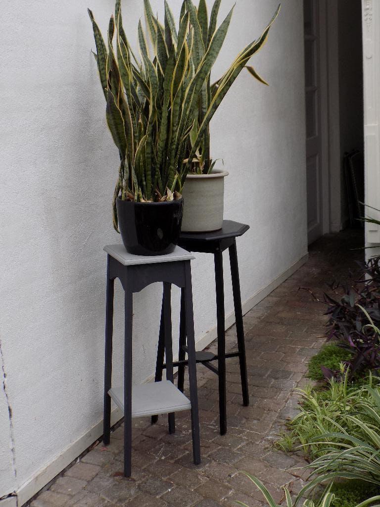 Plantentafel bijzettafel brocante oud zwart en grijs, Ophalen of Verzenden, Gebruikt