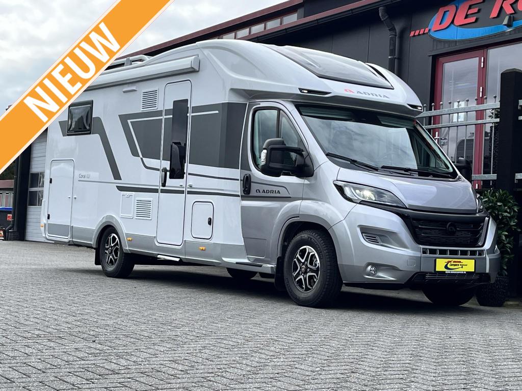 Adria Coral Plus 670 SC - QUEENSBED, Automaat, Standaard zit, Fiat, Bedrijf