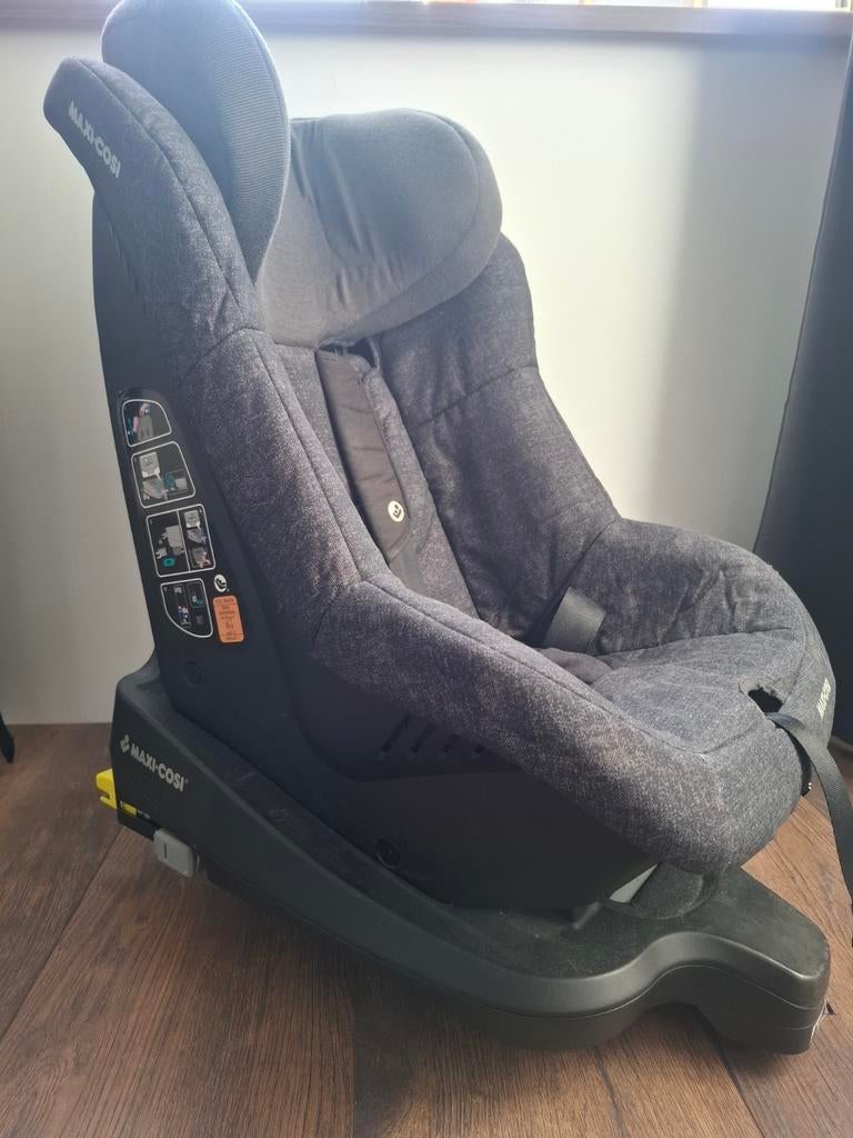 Maxi-Cosi TobiFix met Isofix Nomad Black in zeer nette staat, Ophalen, Autogordel, 9 t/m 18 kg, Zo goed als nieuw