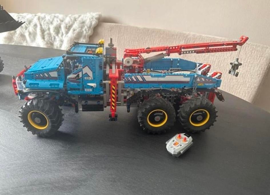 LEGO Technic 42070 6x6 All Terrain takelwagen, Kinderen en Baby's, Speelgoed | Duplo en Lego, Ophalen, Gebruikt, Lego, Technic
