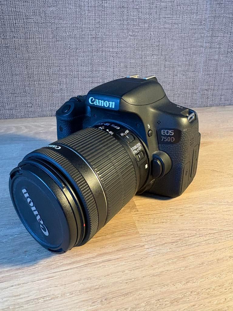 Canon EOS 750D met EF-S 18-55mm lens en extra accu, Gebruikt, Spiegelreflex, Canon, Ophalen of Verzenden