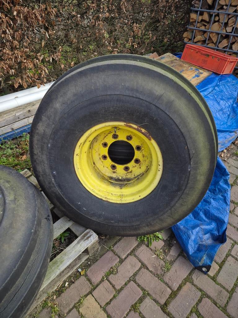 Grote brede voorbanden John Deere 14L-16.1, Zakelijke goederen, Ophalen of Verzenden