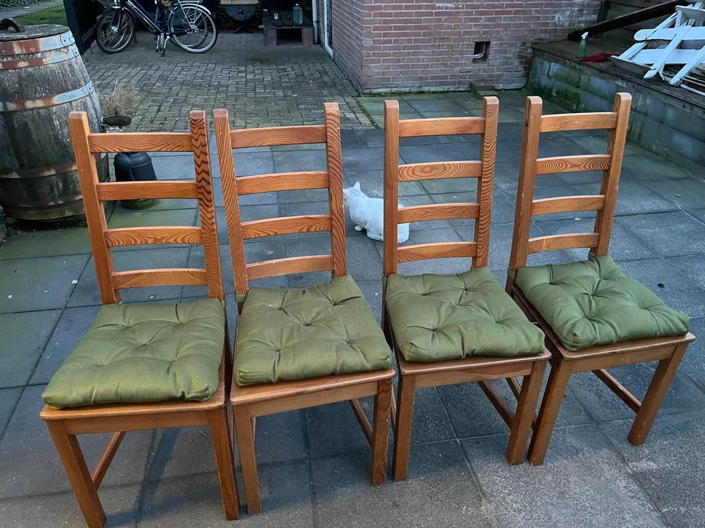 4x IKEA houten eettafelstoelen met kussens, Gebruikt, Overige kleuren, Ophalen of Verzenden, Vier