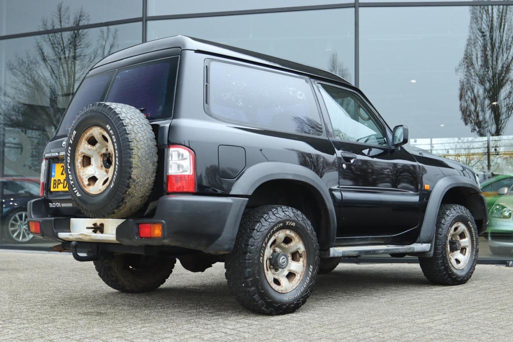 NISSAN PATROL GR 3.0 DI COMFORT BASE 4X4 DIFF LOCK GRIJS KEN, Auto's, Nissan, Stof, Gebruikt, 2953 cc, 4 cilinders