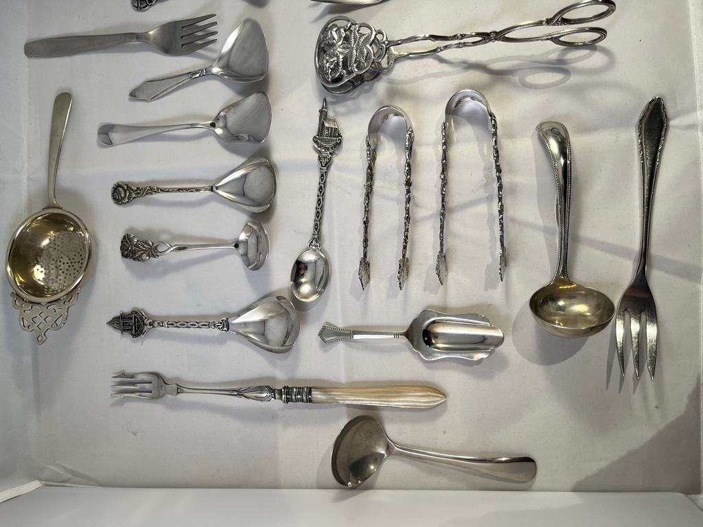 Diverse zilveren en verzilverde lepels en bestek, Antiek en Kunst, Antiek | Bestek, Ophalen of Verzenden