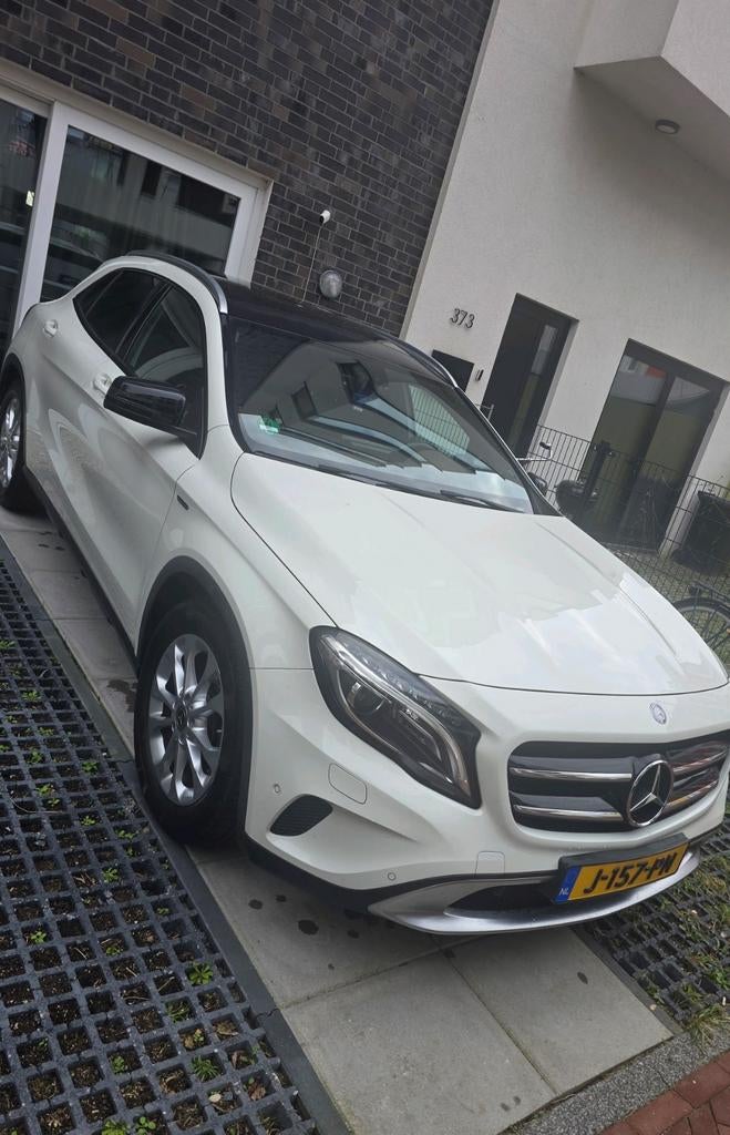 Mercedes-Benz GLA Gla250 2.0 155KW Aut7 4MATIC 2014 Wit, Auto's, Automaat, 15 km/l, 1800 kg, 4 cilinders