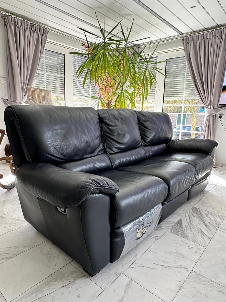 Zanusi Driedelig Hoogwaardig Leren Bankstel, Huis en Inrichting, Banken | Bankstellen, Ophalen, Gebruikt, Driepersoons, Rechte bank