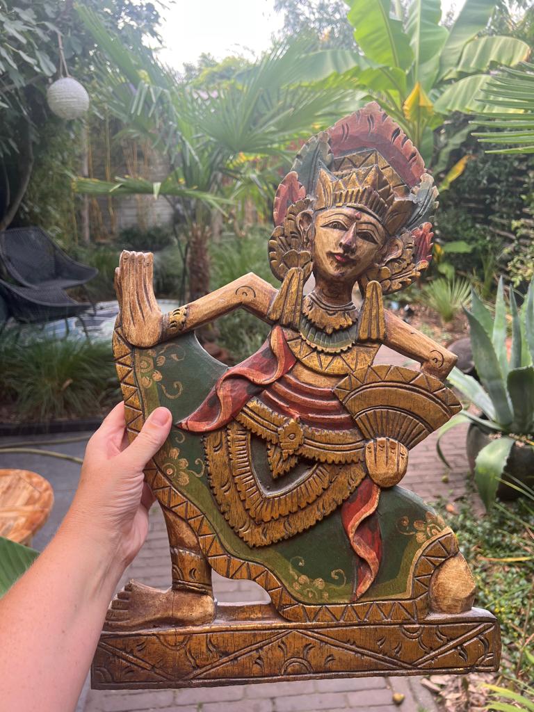 Houtsnijwerk wandpaneel uit Bali Indonesie polychroom 50 cm, Verburgt Vintage, Gebruikt, Ophalen of Verzenden, https://verburgtvintage.nl/#contact