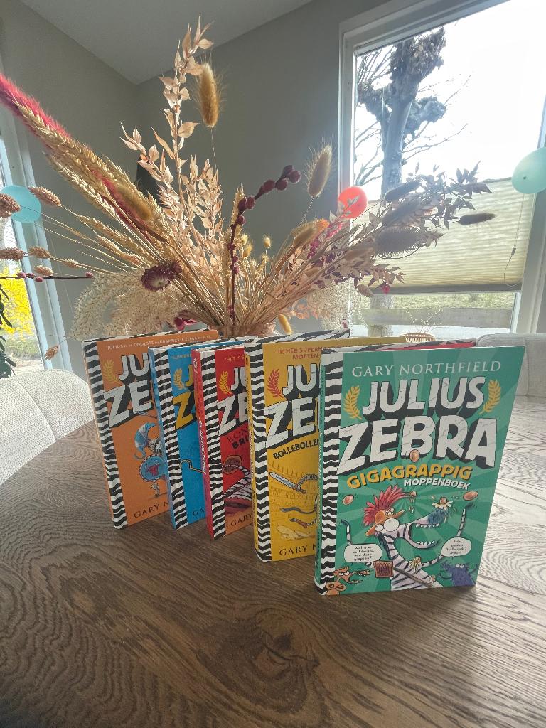 Julius zebra boeken collectie, Ophalen of Verzenden, Gary Northfield, Verhalen, Zo goed als nieuw