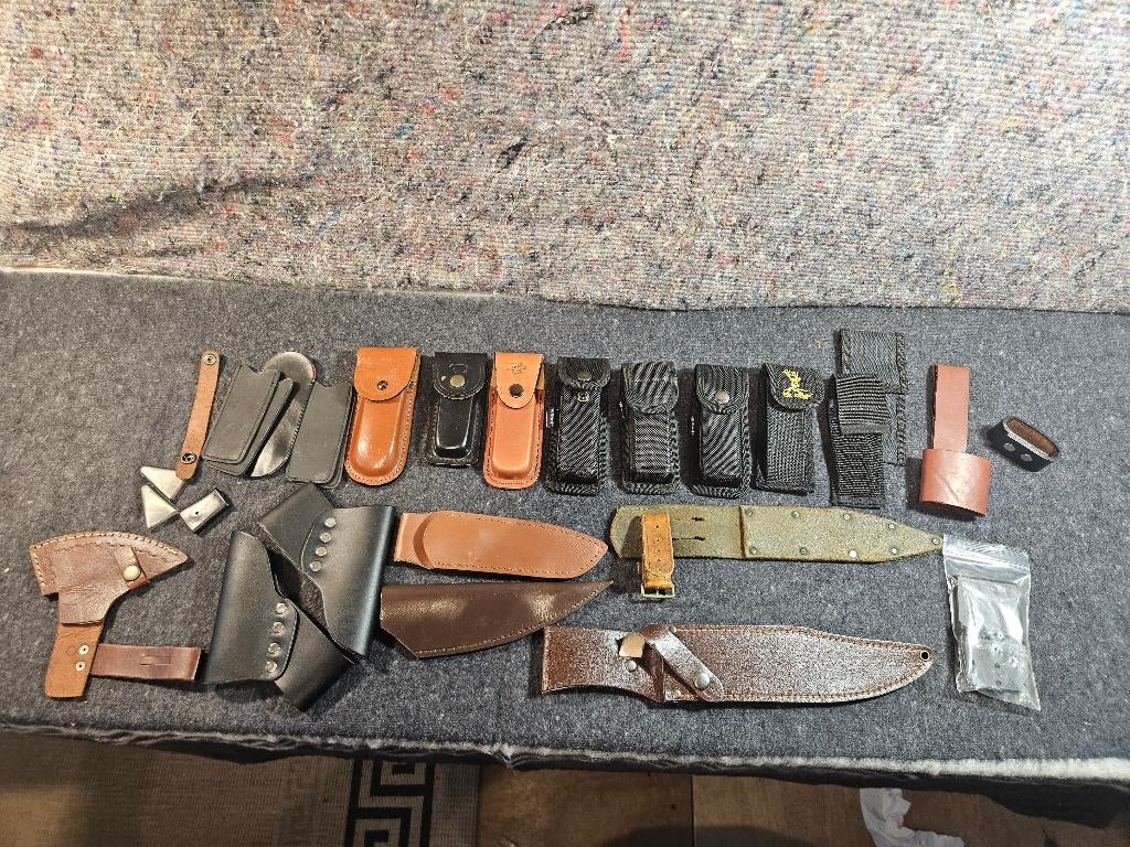 Diverse zakmes etuis, bijldragers en schedes, Ophalen of Verzenden, Nieuw